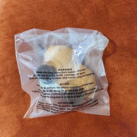 Stress Relief Squeeze Toy Car Capybara Stretchy Silicone.  New - Picture 9 of 9
